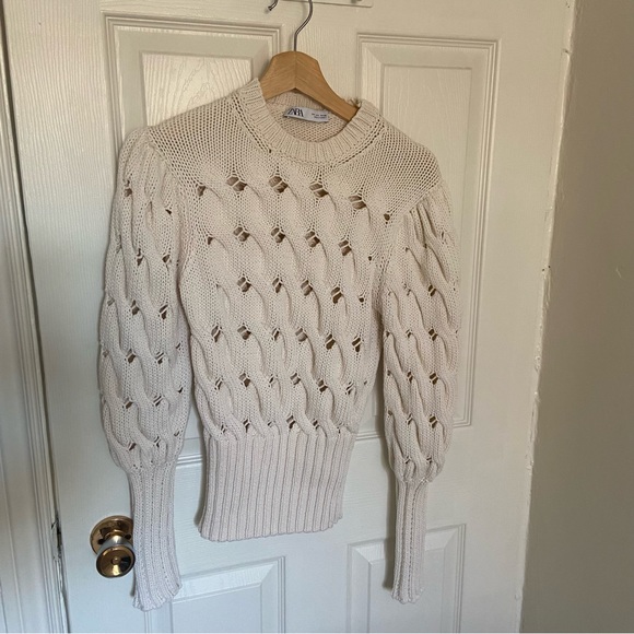 Zara Cable Knit Sweater with Balloon Sleeves - Picture 4 of 5